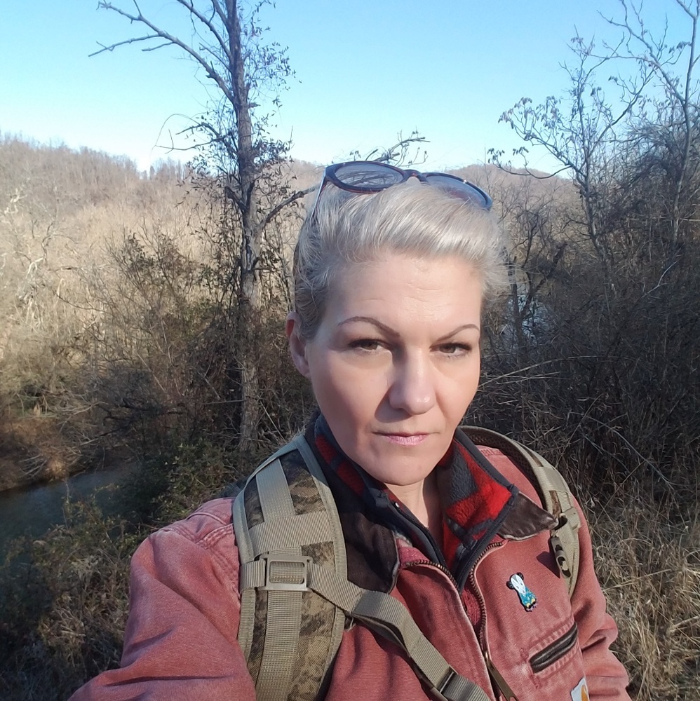 Meet your Posher, Joyce